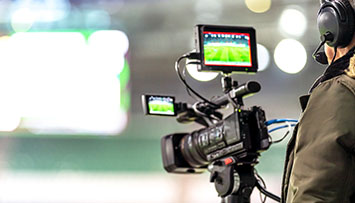 Transmisión deportiva multicámara en Saltillo con marcador en vivo.