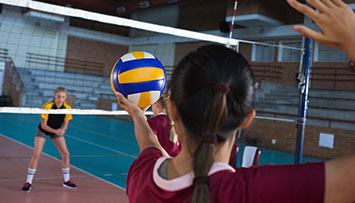 Transmisión de voleibol multicámara en Saltillo con marcador en vivo.