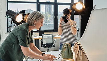 Fotografía de moda y catálogo profesional en estudio de Monterrey.