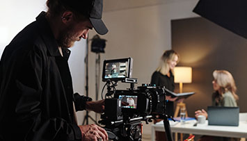 Video promocional de restaurante en Monterrey con estilo cinematográfico.